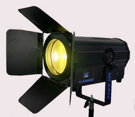 GENERALINK RGBW 300W Fresnel-spotlicht (Fresnel-lens) leverancier