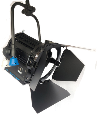 GENERALINK 100W LED Fresnel Video Light Hoog CRI Wolfram Fresnel Light met paal bediende juk leverancier