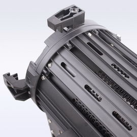 Hoog licht 200W LED Fresnel licht daglicht batterij aangedreven voor film en studio verlichting ((pole-operated juk) leverancier