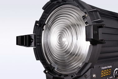 Geen ventilator 100W LED Fresnel Light Bi Color High CRI Voor videografen Verlichting ((Pole-Operated Yoke) leverancier