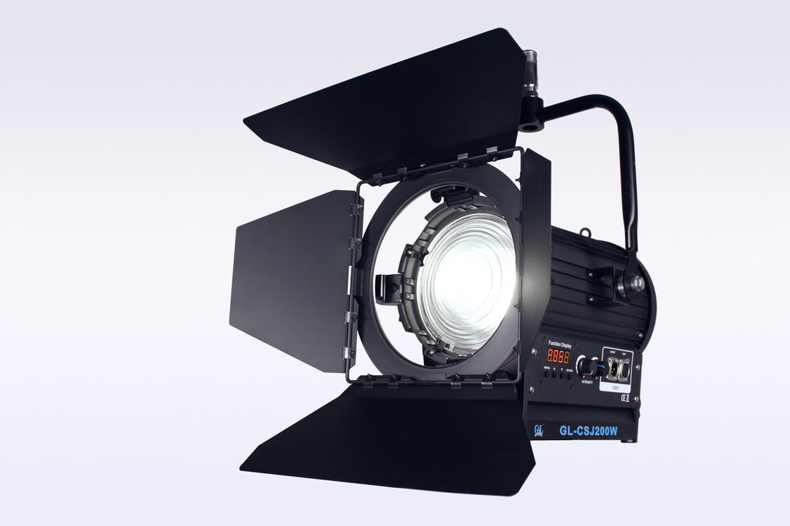 TV Studio Lampen 200W LED Fresnel Stage Lighting Bi Color High TLCI/CRI Met DMX Control ((Pole-Operated Yoke) leverancier